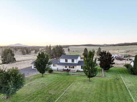 Tiny photo for 3061 NE Barnes Butte Road, Prineville, OR 97754 (MLS # 220227154)