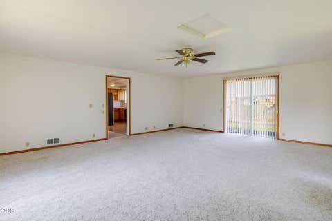 Tiny photo for 3061 NE Barnes Butte Road, Prineville, OR 97754 (MLS # 220227154)