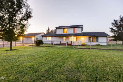 Tiny photo for 3061 NE Barnes Butte Road, Prineville, OR 97754 (MLS # 220227154)