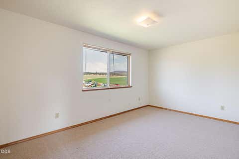 Tiny photo for 3061 NE Barnes Butte Road, Prineville, OR 97754 (MLS # 220227154)