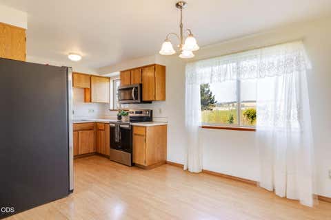 Tiny photo for 3061 NE Barnes Butte Road, Prineville, OR 97754 (MLS # 220227154)
