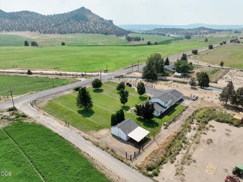Tiny photo for 3061 NE Barnes Butte Road, Prineville, OR 97754 (MLS # 220227154)