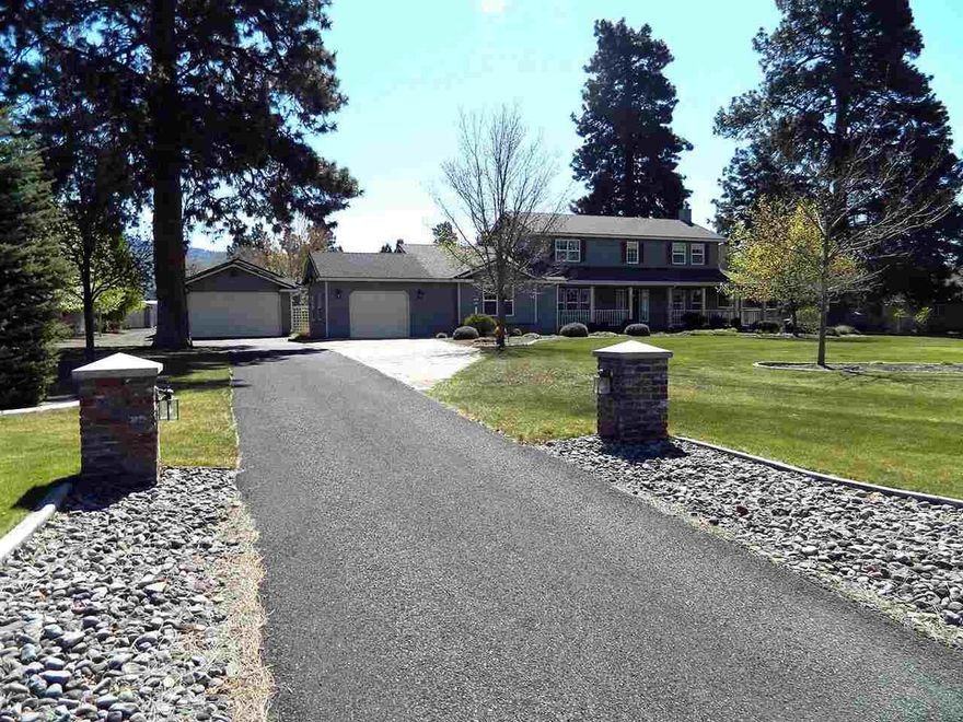 This 4 Bedroom 3 Bath Home Is Located In The Desired Pine Grove Area. It Is On Right At An Acre Of Land With A Nicely Landscaped Yard. There Are Two Master Suites With One Being On The Main Floor. It Has Hardwood Floors, Tile, Carpet And Grout Able Vinyl Tile In The Kitchen Area. The Shop Is Insulated With Heat For The Hobbyist. There Is A Really Nice Garden Area Separate From The Yard And Several Fruit Trees.