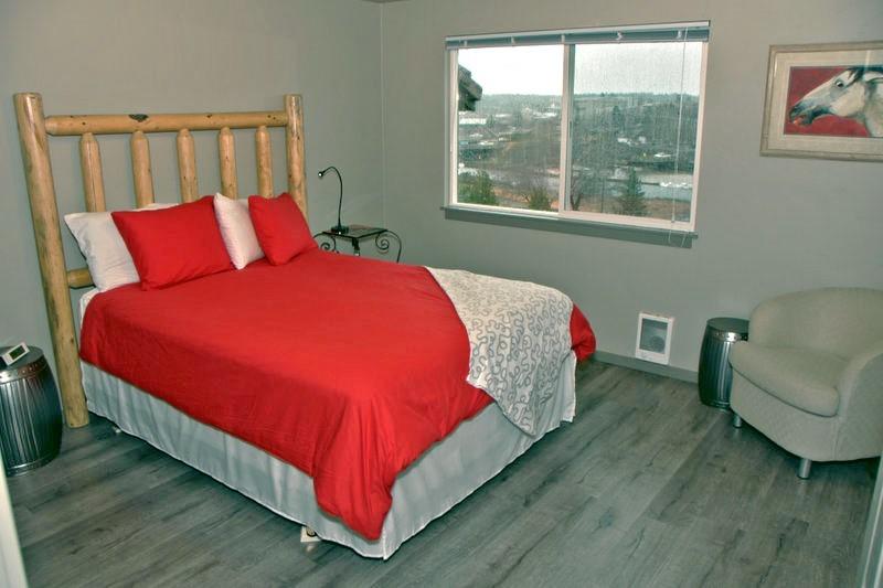 Broadway - Residential Income