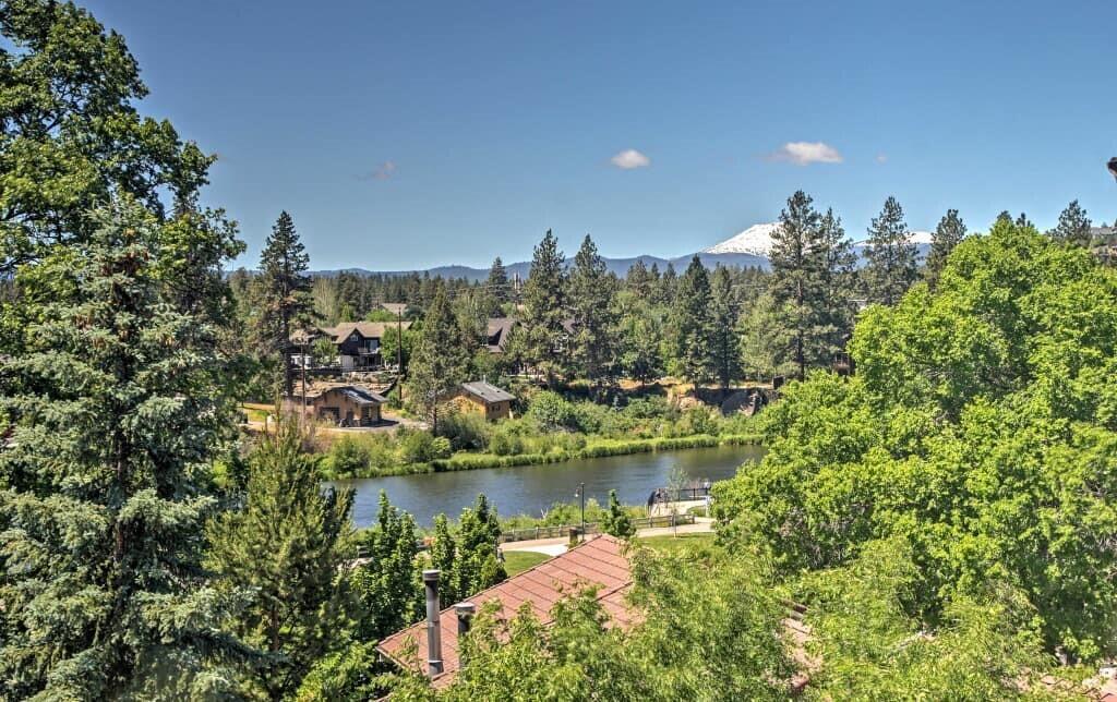 Broadway - Residential Income