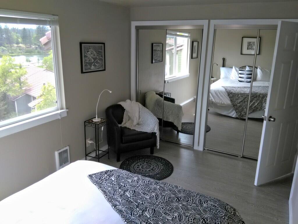 Broadway - Residential Income