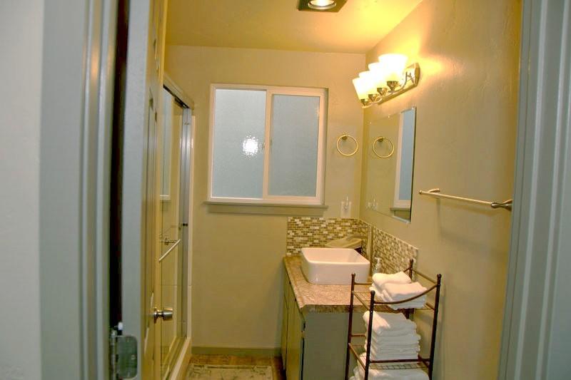 Broadway - Residential Income