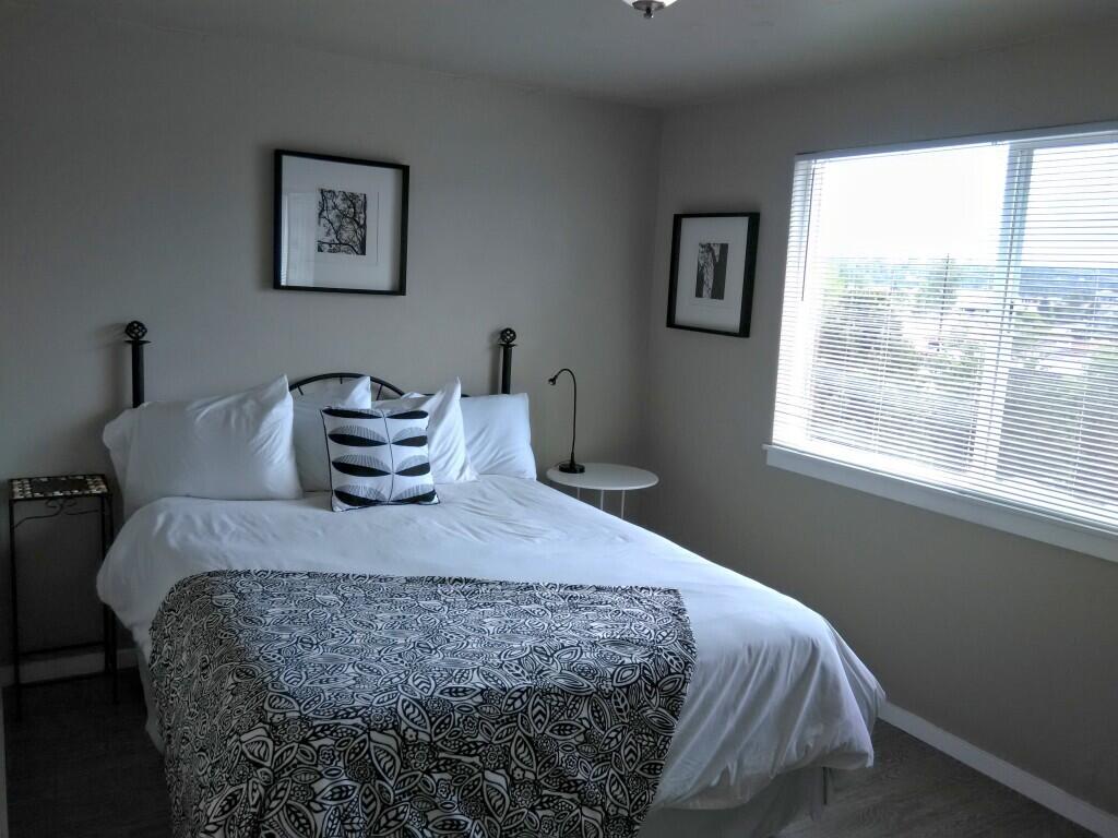 Broadway - Residential Income