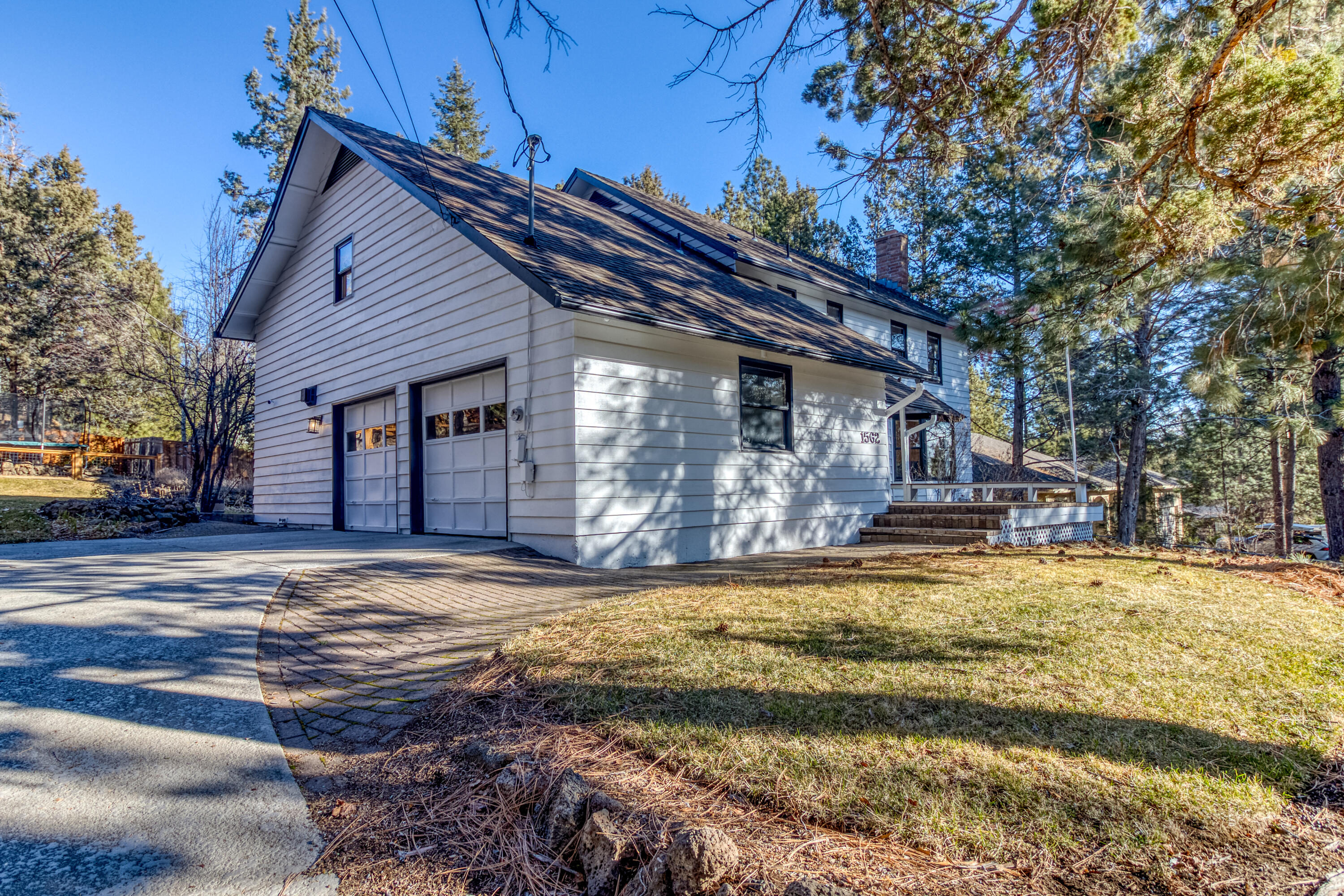 1562 NW Vicksburg Avenue