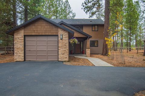 Tiny photo for 56019 Snow Goose Road, Bend, OR 97707 (MLS # 220210823)