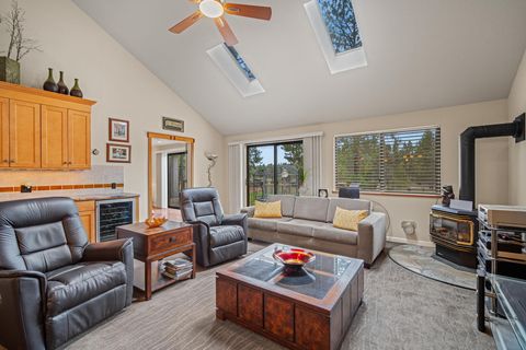 Tiny photo for 56019 Snow Goose Road, Bend, OR 97707 (MLS # 220210823)