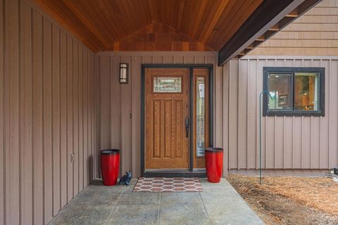 Tiny photo for 56019 Snow Goose Road, Bend, OR 97707 (MLS # 220210823)