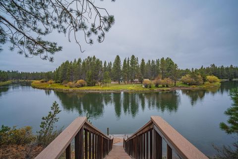 Tiny photo for 56019 Snow Goose Road, Bend, OR 97707 (MLS # 220210823)