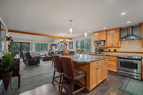 Tiny photo for 56019 Snow Goose Road, Bend, OR 97707 (MLS # 220210823)