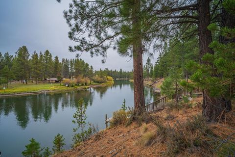 Photo of 56019 Snow Goose Road, Bend, OR 97707 (MLS # 220210823)