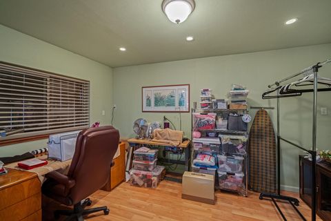 Tiny photo for 56019 Snow Goose Road, Bend, OR 97707 (MLS # 220210823)