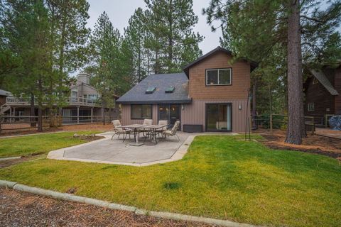 Tiny photo for 56019 Snow Goose Road, Bend, OR 97707 (MLS # 220210823)