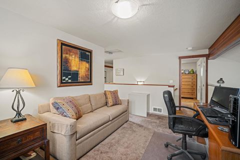 Tiny photo for 56019 Snow Goose Road, Bend, OR 97707 (MLS # 220210823)