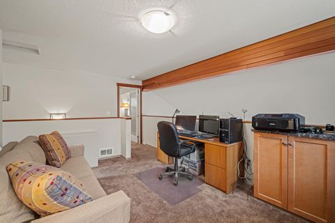 Tiny photo for 56019 Snow Goose Road, Bend, OR 97707 (MLS # 220210823)