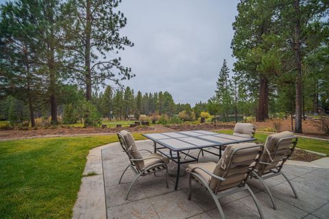 Tiny photo for 56019 Snow Goose Road, Bend, OR 97707 (MLS # 220210823)