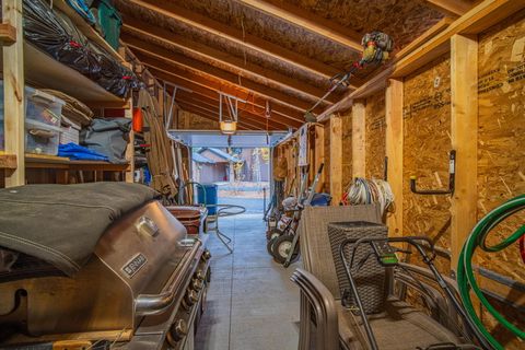 Tiny photo for 56019 Snow Goose Road, Bend, OR 97707 (MLS # 220210823)