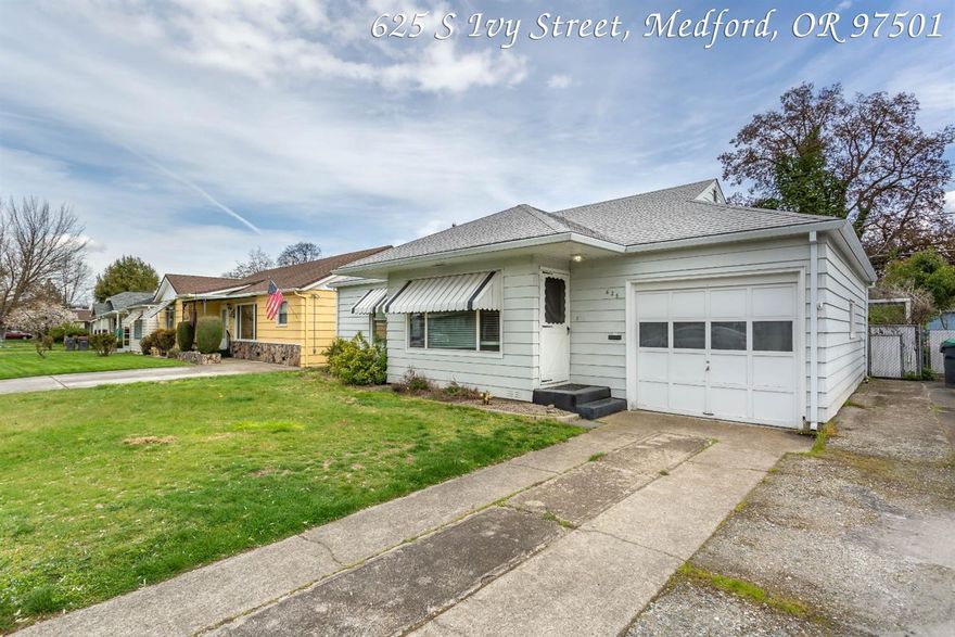 Super Cute Cottage with Attached Single-Car Garage PLUS a detached shop/guest-room with alley access! Cottage has 2 bedrooms/1bath, vinyl windows, hardwood floors, natural gas hot water heater, natural gas wall heat, and a dishwasher. Siding is vinyl. Recent home inspection available online as well as 360-3D Interior Video, and Drone Aerial Video of Exterior. Appointment only, do not disturb occupants.