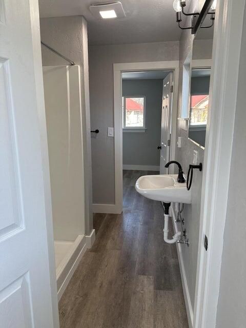 Tiny photo for 2432 Orchard Avenue, Klamath Falls, OR 97601 (MLS # 220215449)