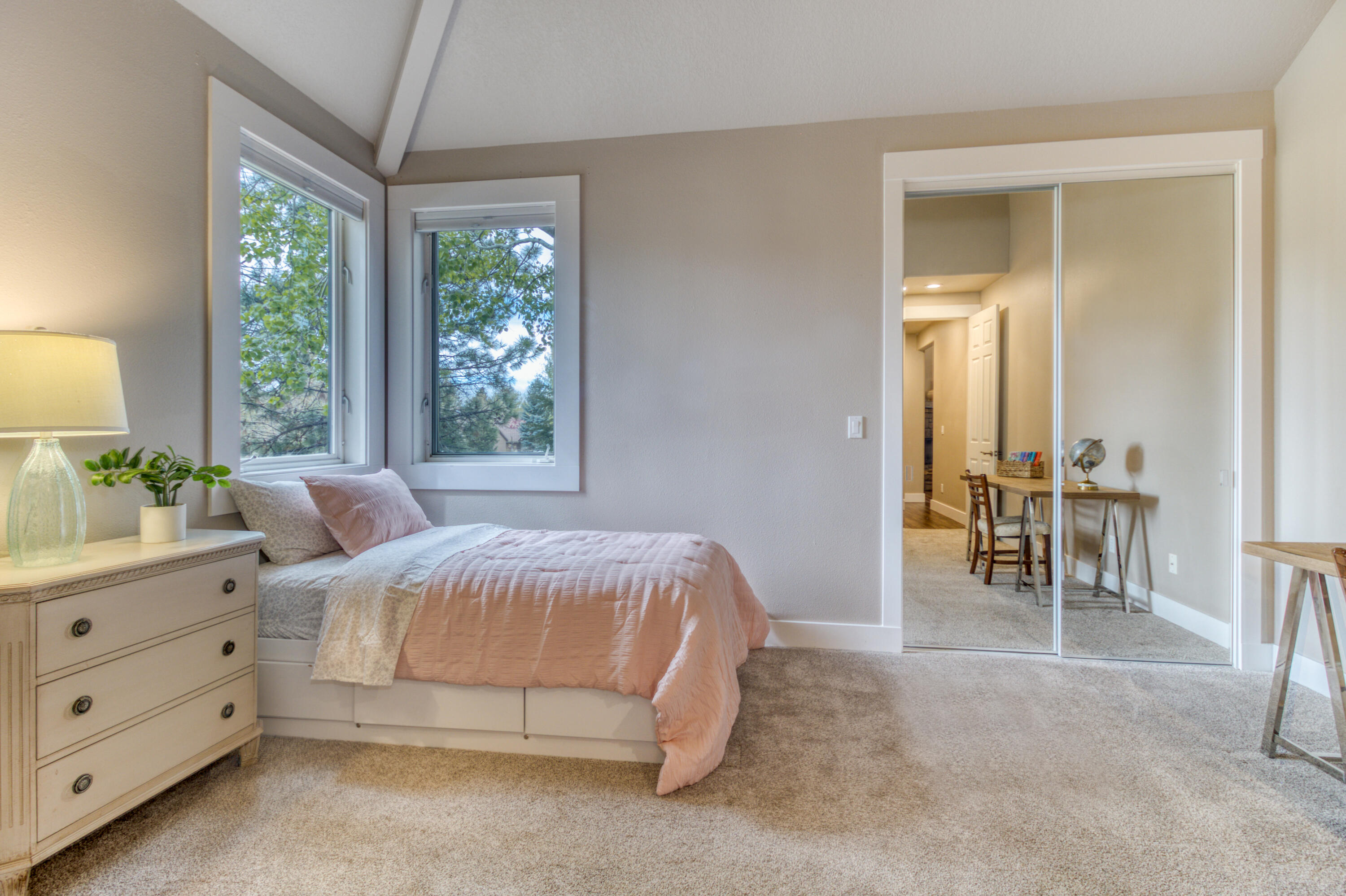 Broken Top - Residential