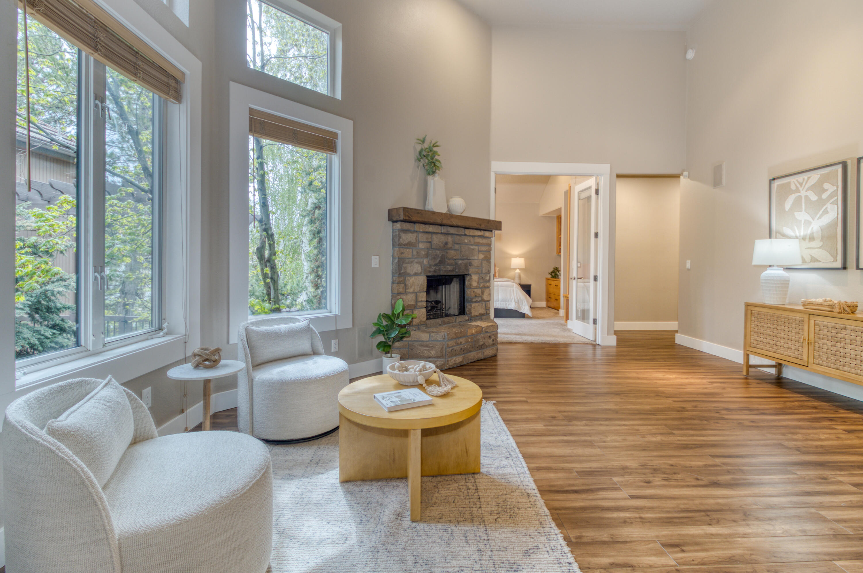 Broken Top - Residential