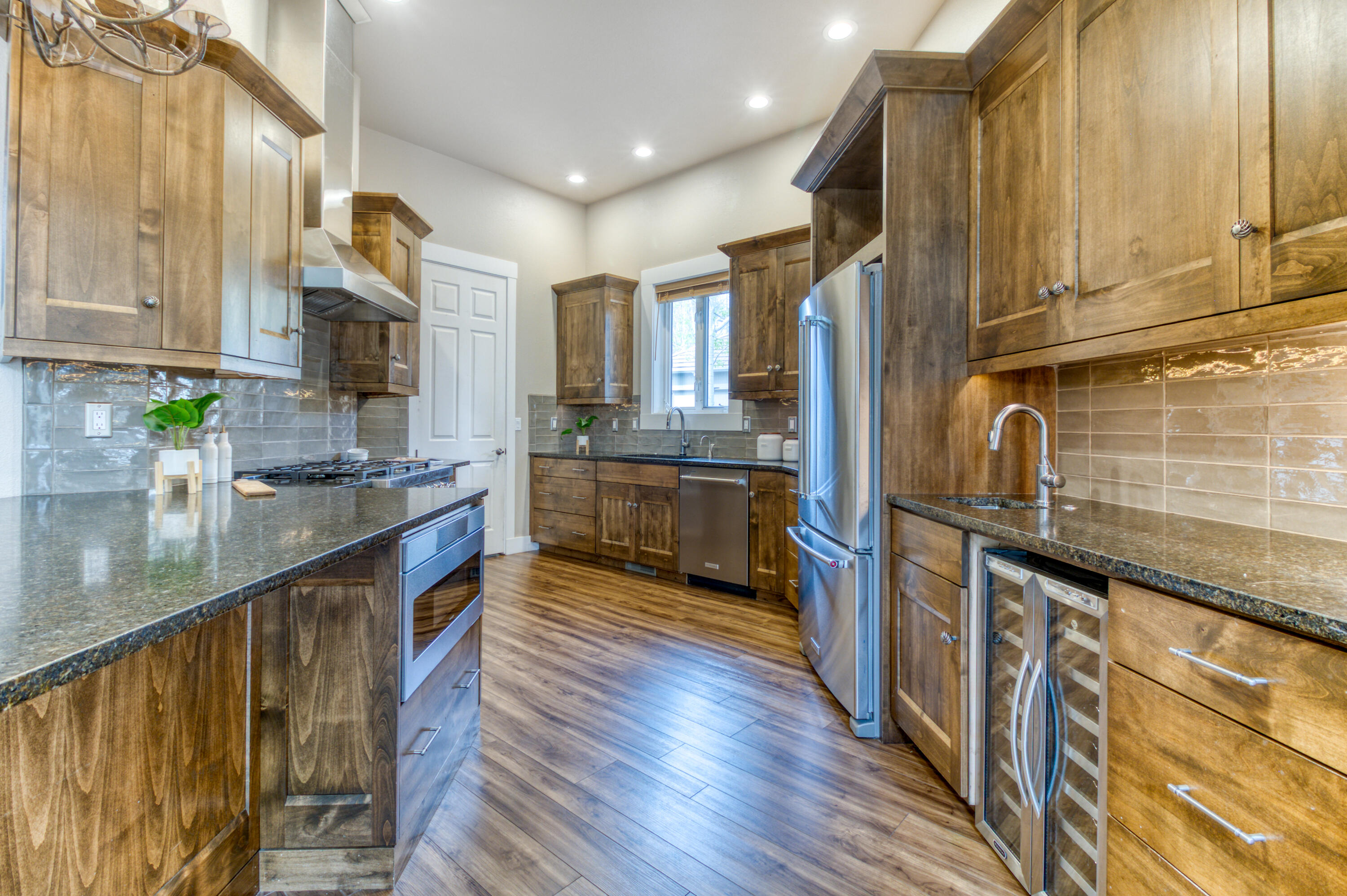 Broken Top - Residential