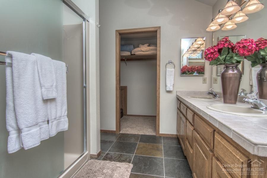 Fairway Point Villag - Residential