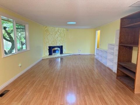 Tiny photo for 108 NW Sunhill Drive, Grants Pass, OR 97526 (MLS # 220217744)
