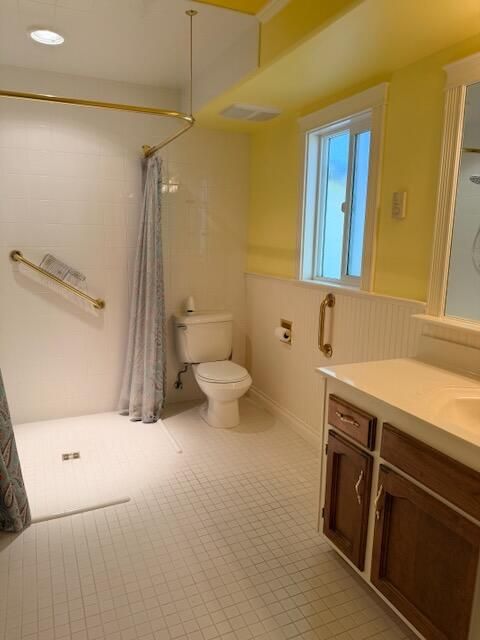 Tiny photo for 108 NW Sunhill Drive, Grants Pass, OR 97526 (MLS # 220217744)