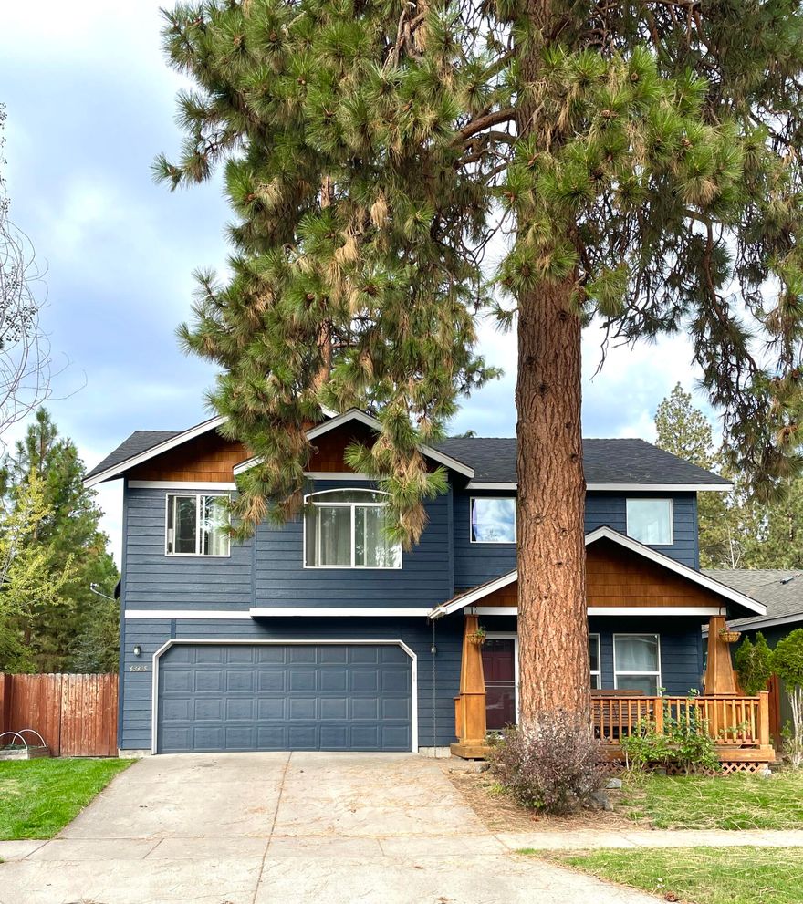 This charming home is nestled in a mature quiet neighborhood in close proximity to walking trails, shopping and more. Open living space downstairs, with a spacious primary upstairs which offers an oversized walk-in closet and double vanity sinks. Step outside to your private landscaped backyard which is ready to enjoy. This is a wonderful place to call home.