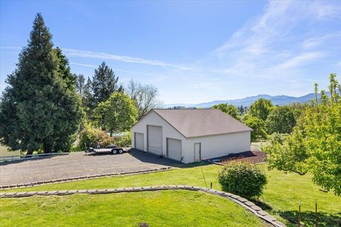 Tiny photo for 2340 Hillside Drive, Central Point, OR 97502 (MLS # 220219924)