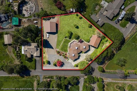 Tiny photo for 2340 Hillside Drive, Central Point, OR 97502 (MLS # 220219924)