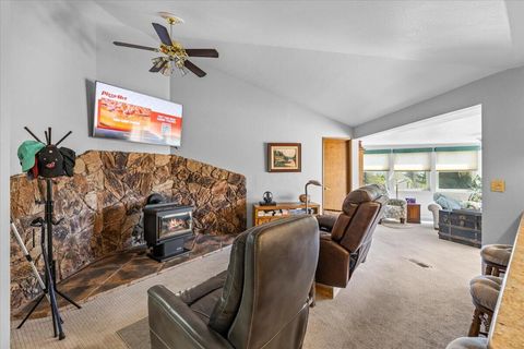 Tiny photo for 2340 Hillside Drive, Central Point, OR 97502 (MLS # 220219924)