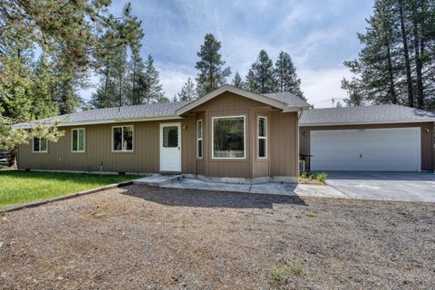 Tiny photo for 52494 Deer Field Drive, La Pine, OR 97739 (MLS # 220216684)
