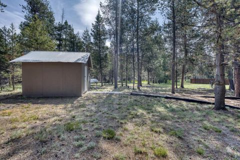 Tiny photo for 52494 Deer Field Drive, La Pine, OR 97739 (MLS # 220216684)