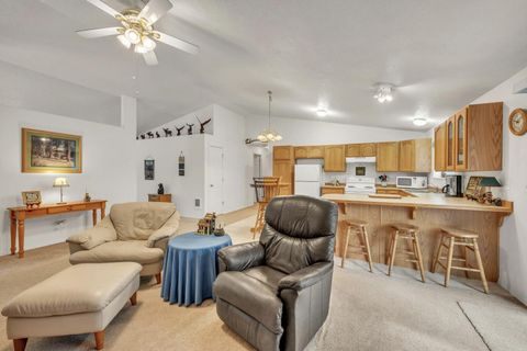 Tiny photo for 52494 Deer Field Drive, La Pine, OR 97739 (MLS # 220216684)