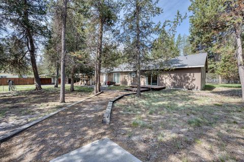 Tiny photo for 52494 Deer Field Drive, La Pine, OR 97739 (MLS # 220216684)