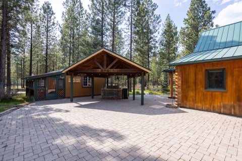 Tiny photo for 15007 Ponderosa Loop, La Pine, OR 97739 (MLS # 220229981)