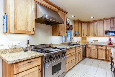 Tiny photo for 15007 Ponderosa Loop, La Pine, OR 97739 (MLS # 220229981)