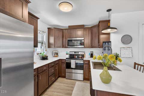 Tiny photo for 180 Northridge Terrace, Medford, OR 97501 (MLS # 220225373)