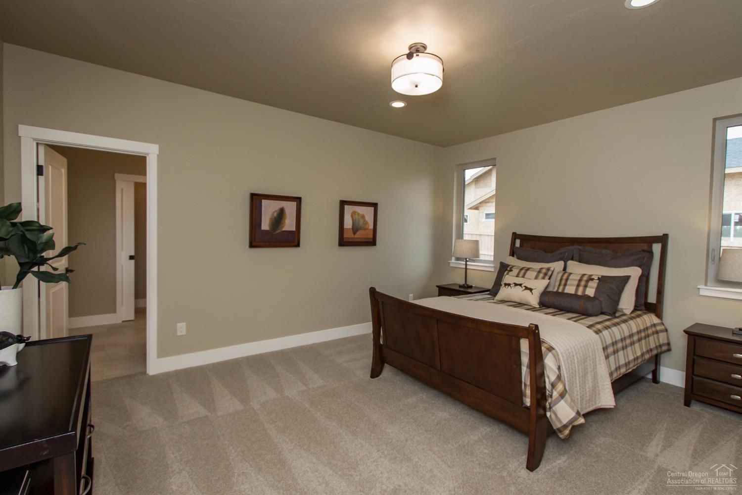 Forked Horn Butte - Residential