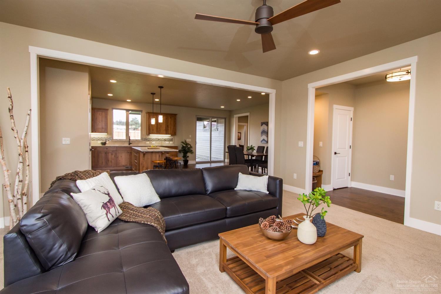 Forked Horn Butte - Residential