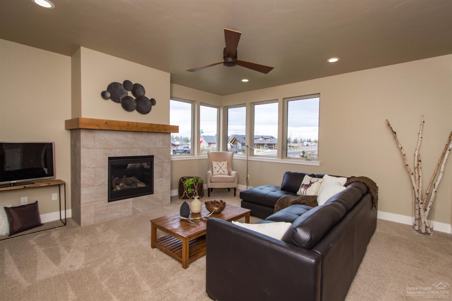 Forked Horn Butte - Residential