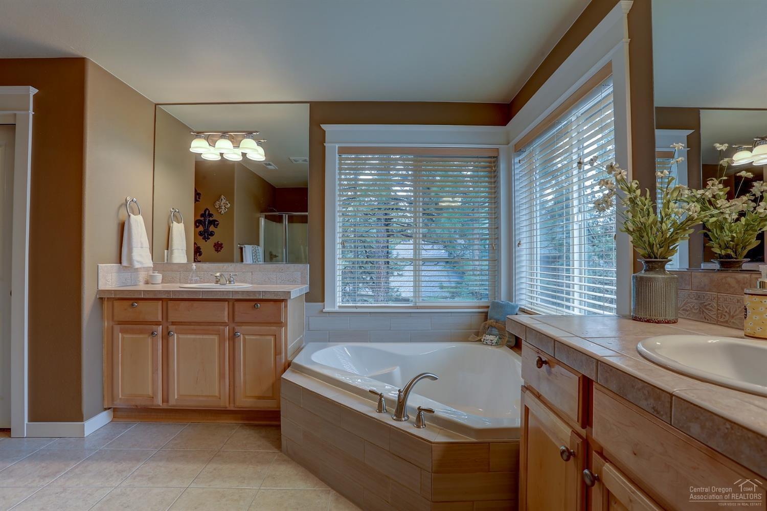 River Canyon Estates - Residential