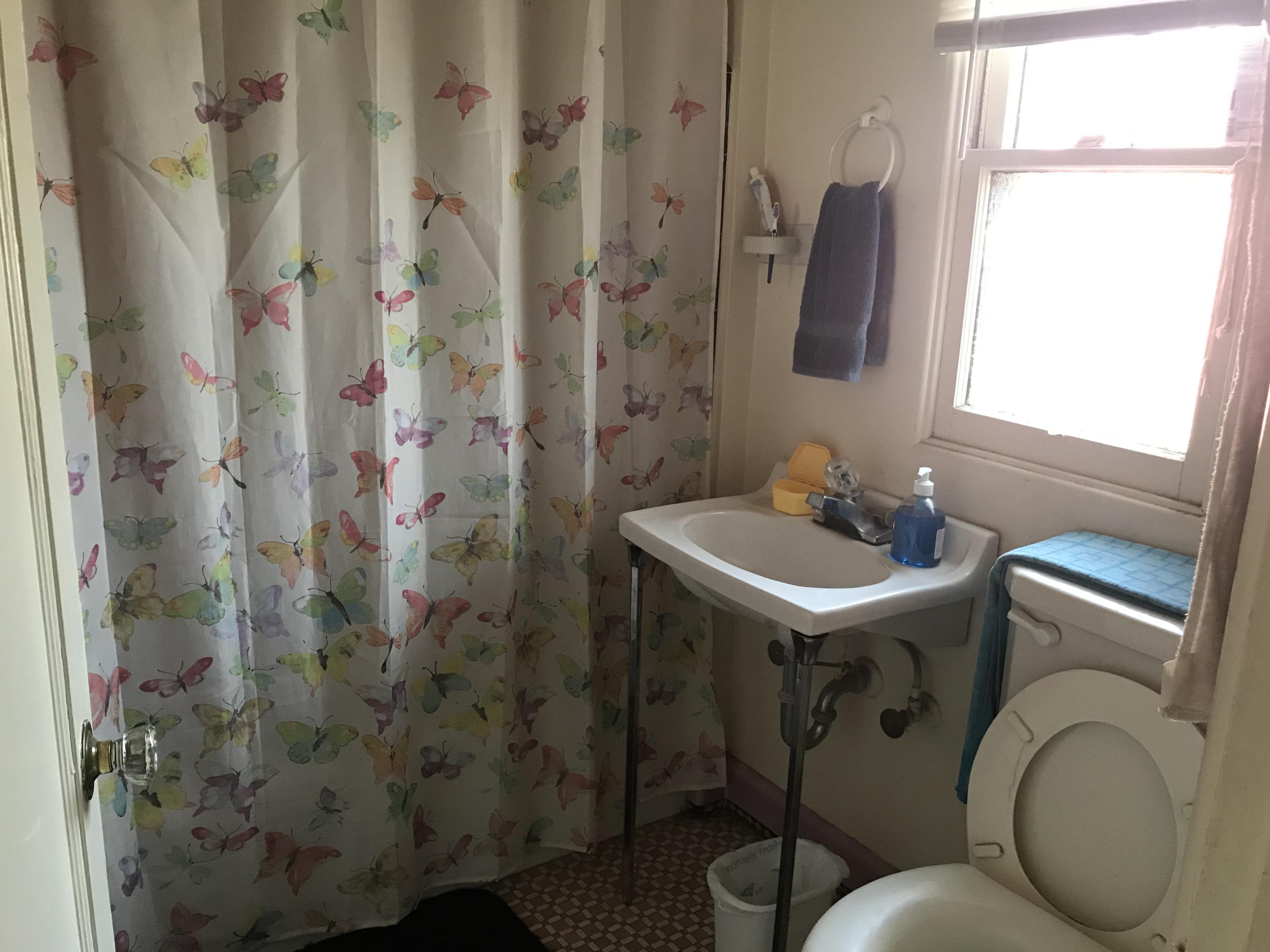 Klamath Falls -Hot Springs Addition - Residential Income