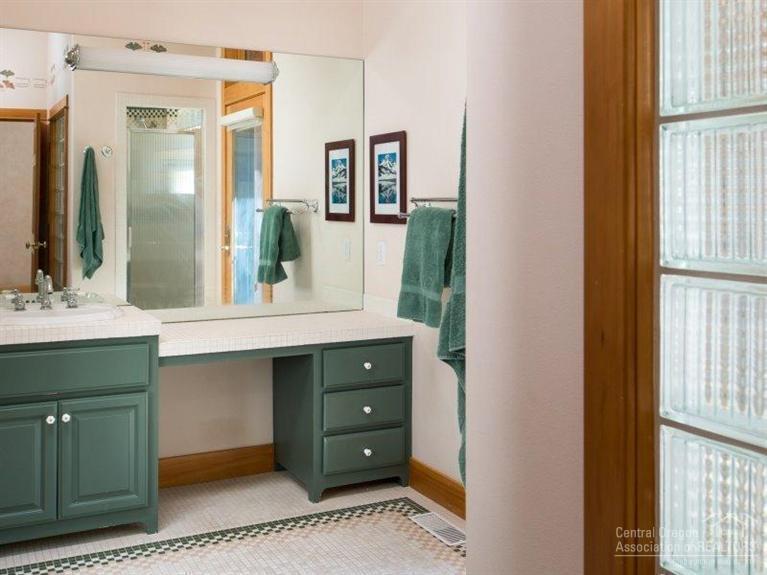 Awbrey Butte - Residential